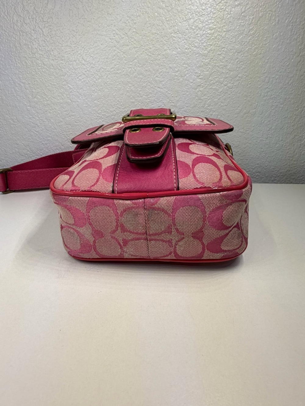 Vintage Coach Signature Camera Bag CrossBody Y2K - Picture 8 of 11
